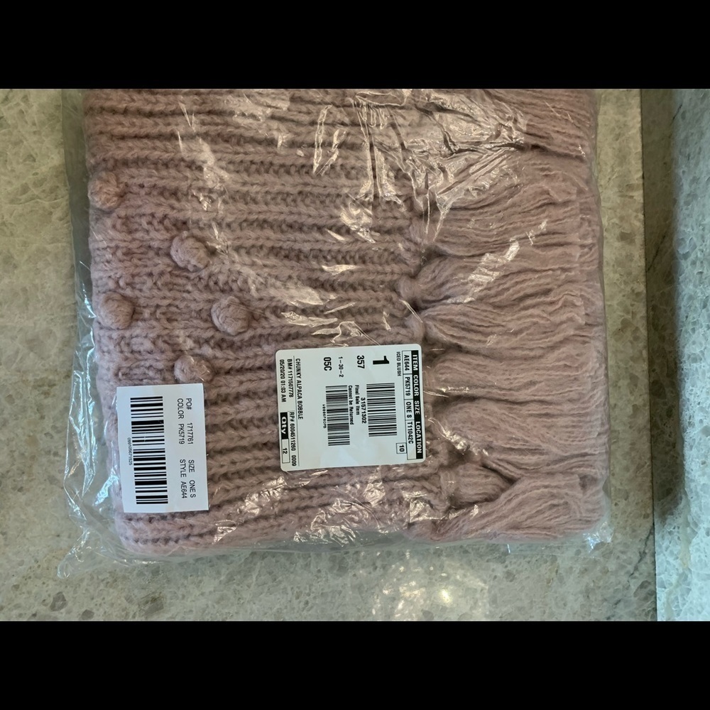 J.Crew Chunky knit bobble scarf - Picture 4 of 7